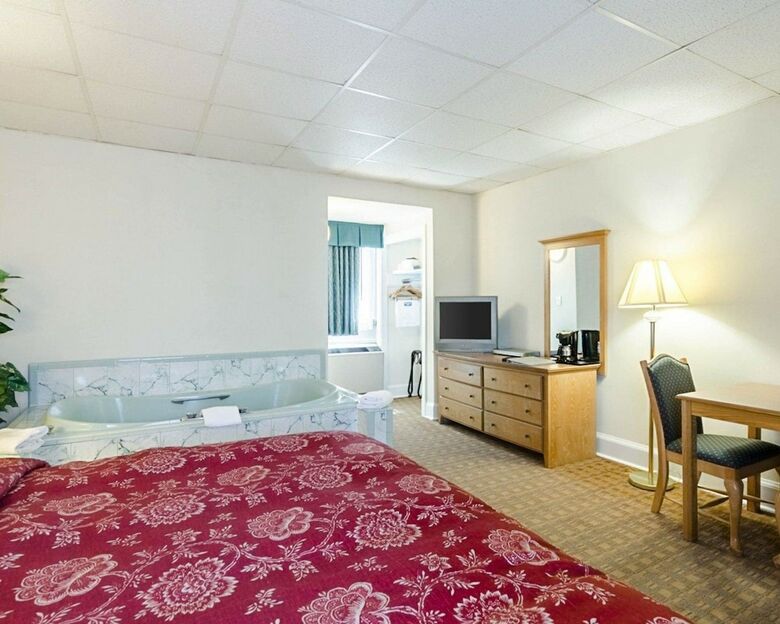Hotel Rodeway Inn Historic