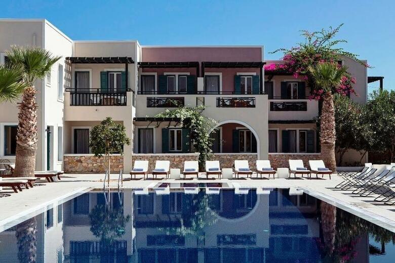 Rosebay Hotel