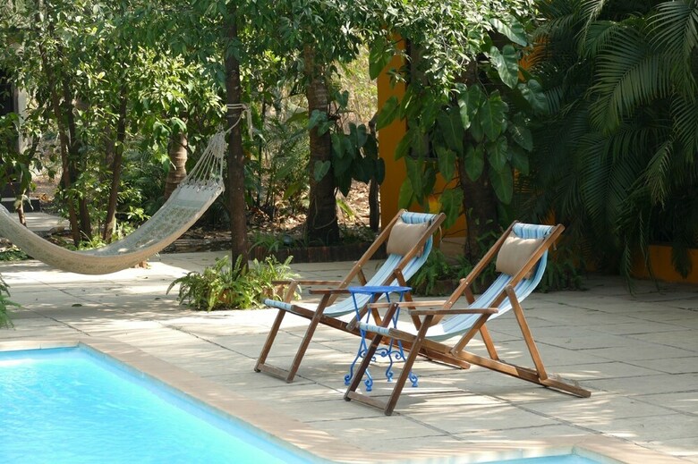 Hotel Mango Farm House Awas