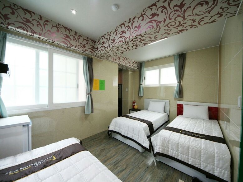 Hotel Guest House Myeongdong 2