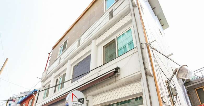 Hotel Guest House Myeongdong 2