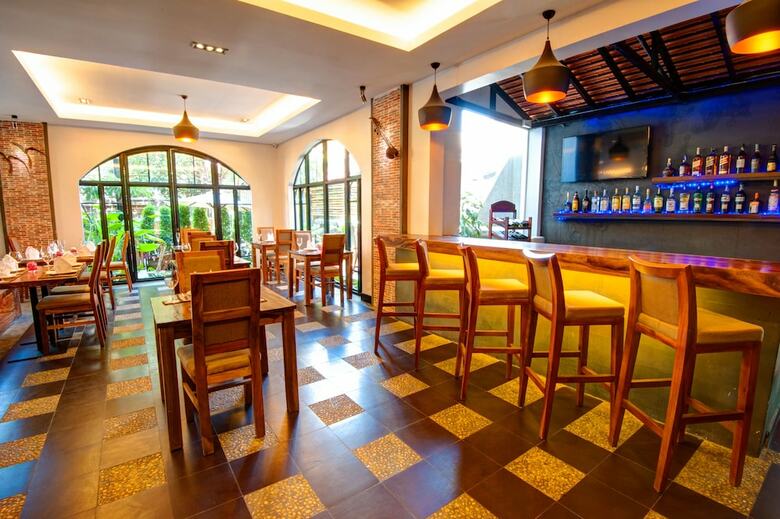 Queen Grand Boutique Hotel & Spa