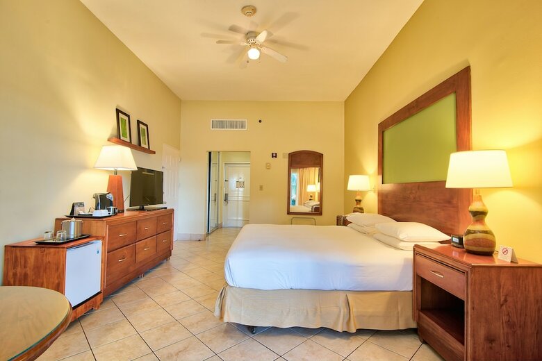 Hotel Fiesta Resort Central Pacific - All Inclusive
