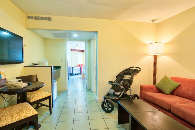 Hotel Fiesta Resort Central Pacific - All Inclusive