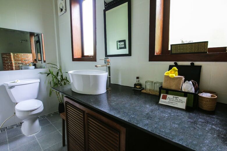 Hotel Maisons Wat Kor