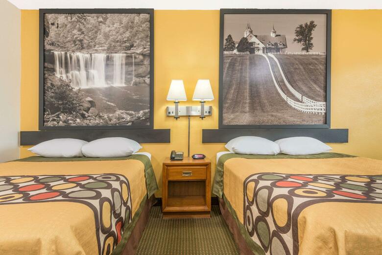 Hotel Super 8 By Wyndham Williamsburg