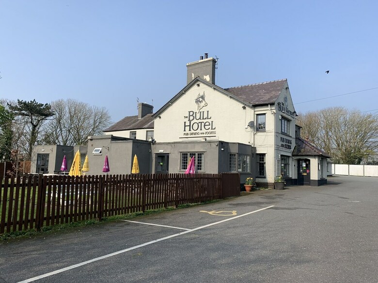 Posada Bull Hotel