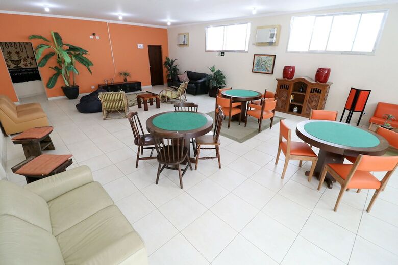 Charme Hotel Guaruj�