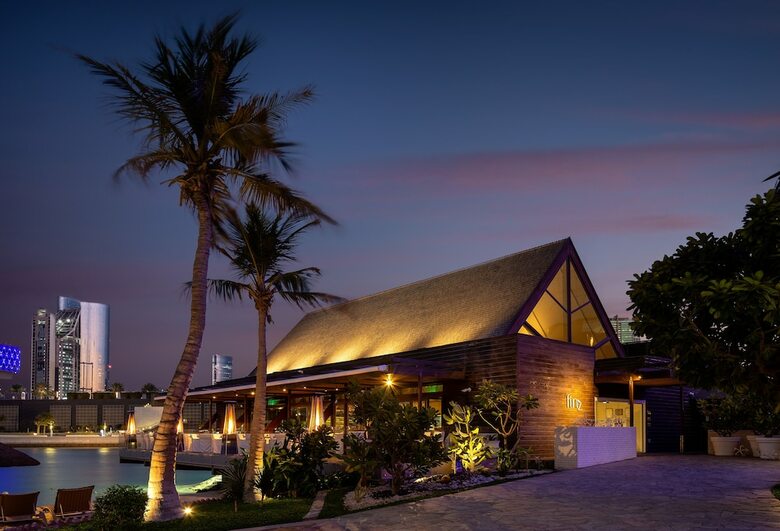 Hotel Beach Rotana