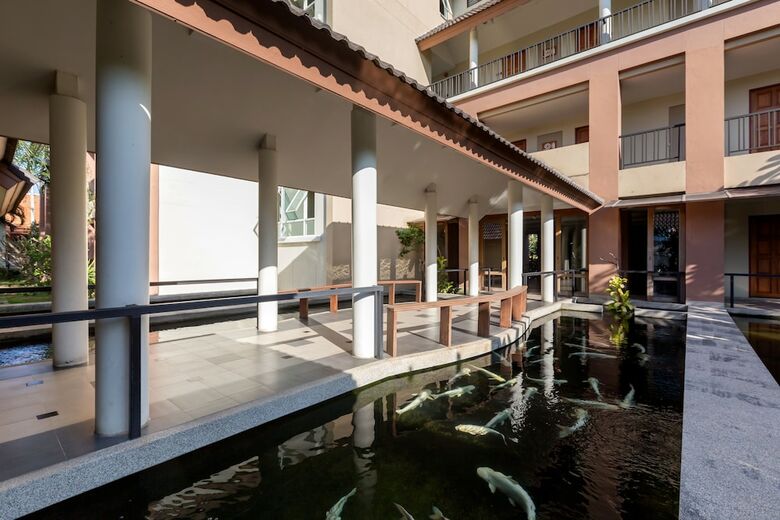 Hotel Authong Residence Pattaya
