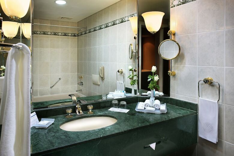 Hotel Roda Al Bustan Managed By M�venpick