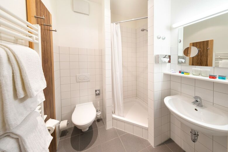 Amh Airport-messe-hotel