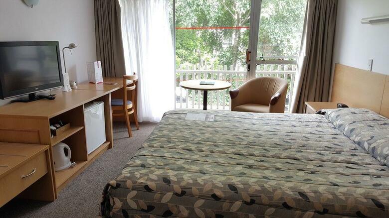 Auckland Rose Park Hotel