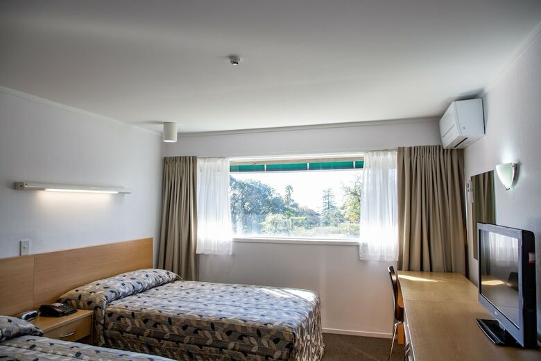 Auckland Rose Park Hotel