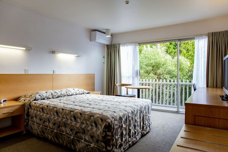 Auckland Rose Park Hotel