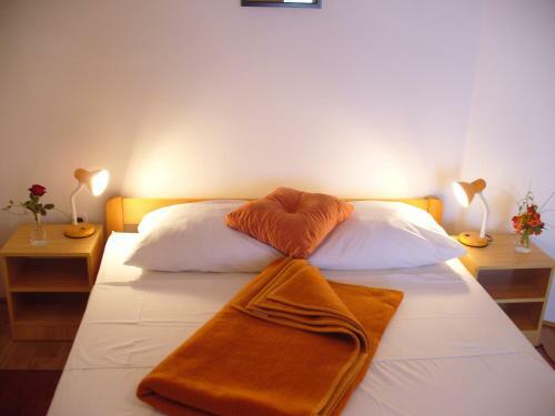 Bed & Breakfast Pansion Comfort Sidro