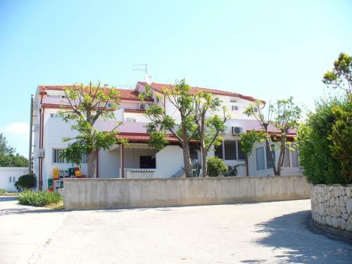 Bed & Breakfast Pansion Comfort Sidro