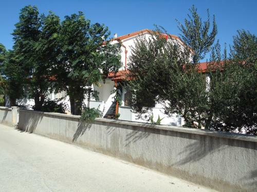 Bed & Breakfast Pansion Comfort Sidro