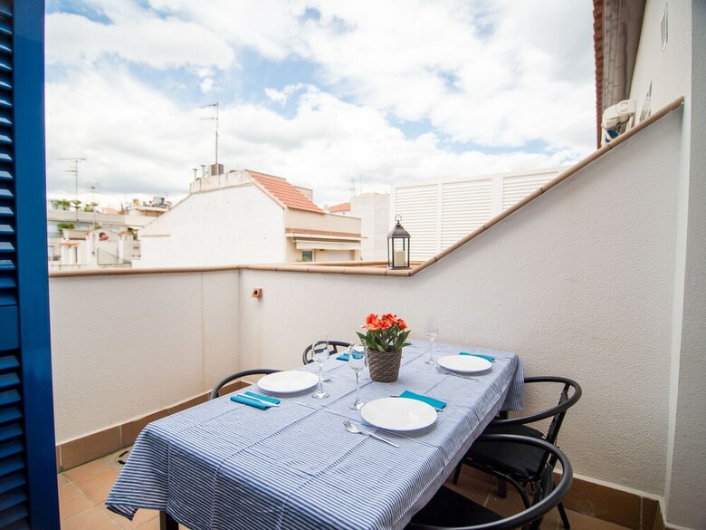 Lucasland Sitges Apartments