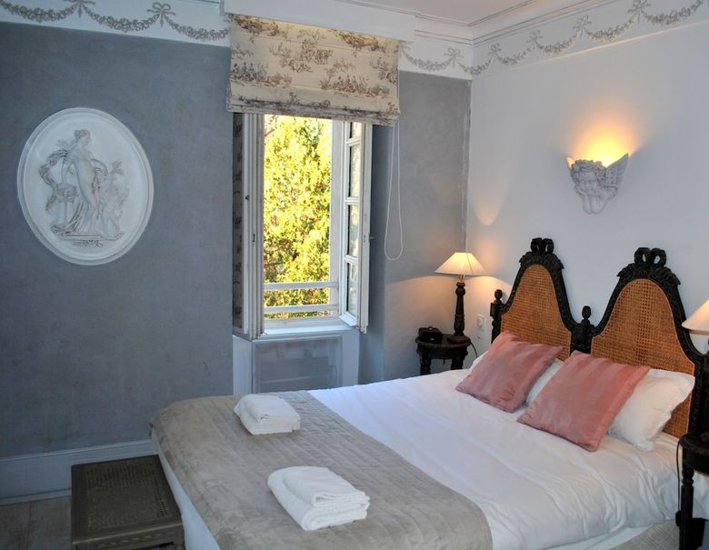 Hotel H�tel La Rob�y�re