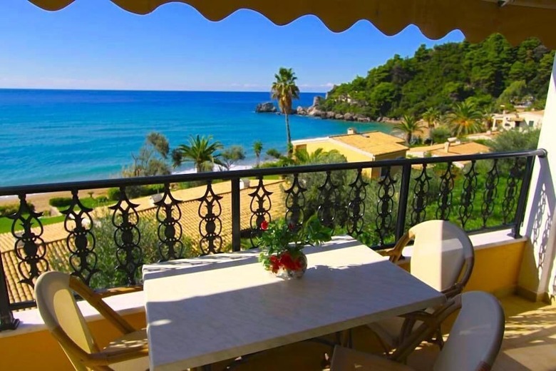 Hotel Glyfada Beach - Menigos Resort