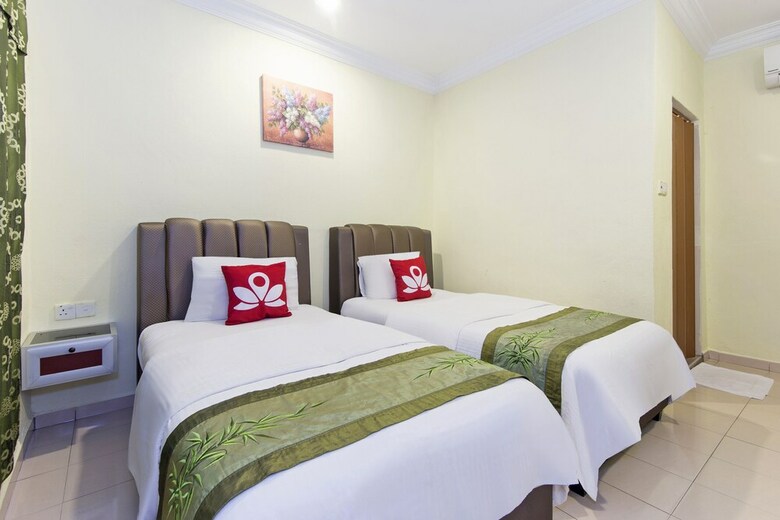 Nr Langkawi Motel
