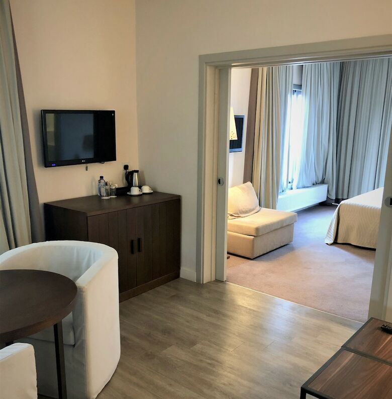 Hotel Droushia Heights