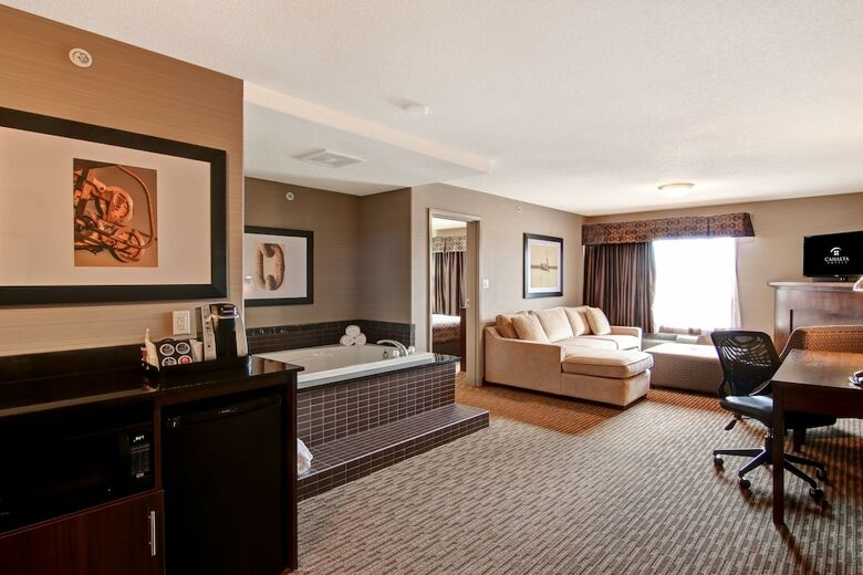 Hotel Lac La Biche Canalta
