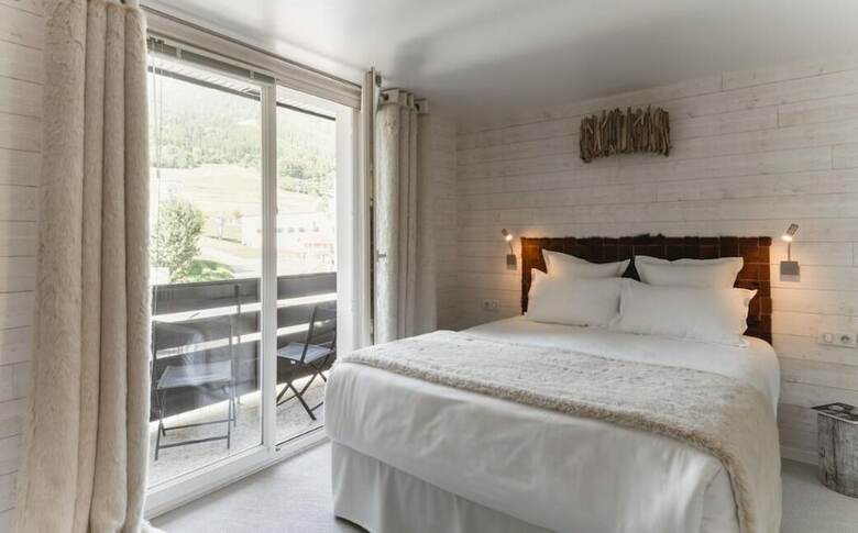 Rock Noir Design Hotel & Spa