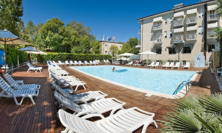 Hotel St. Moritz