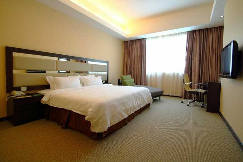 Ixora Hotel