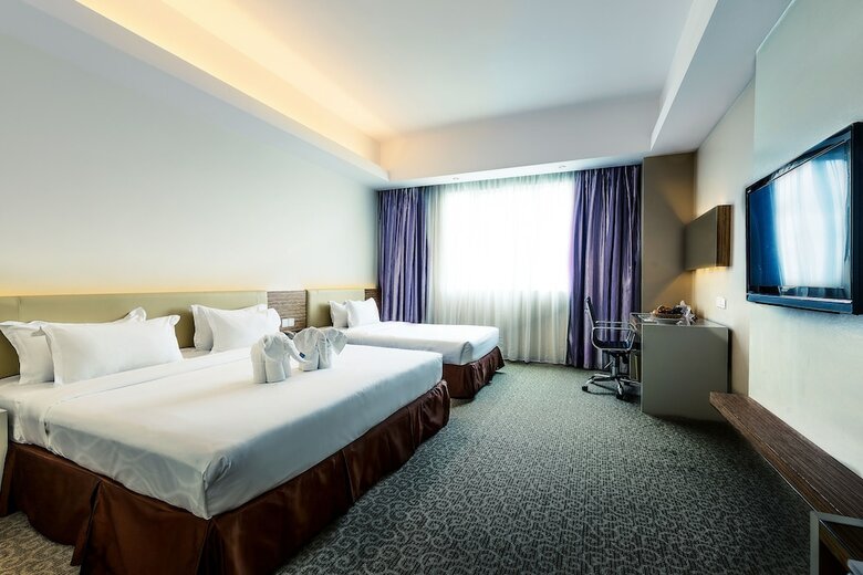 Ixora Hotel