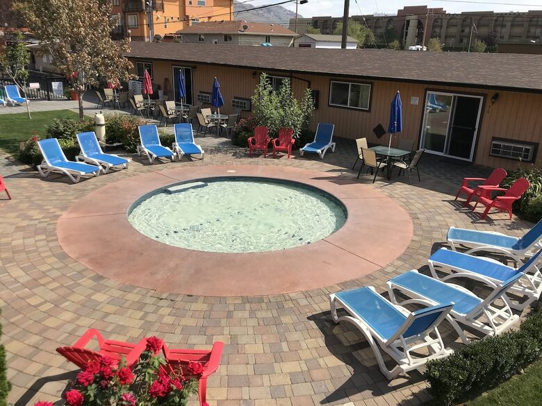Motel Sahara Courtyard Inn