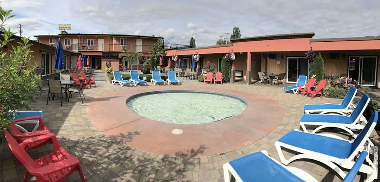 Motel Sahara Courtyard Inn