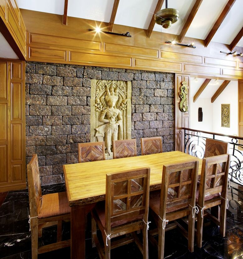 Thara Bayview Villa