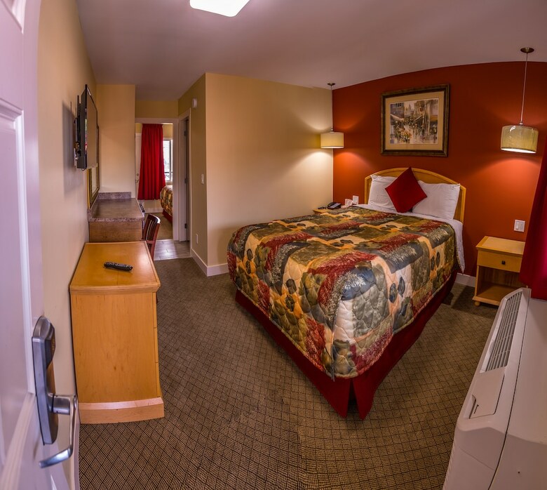 Motel Sahara Courtyard Inn Penticton