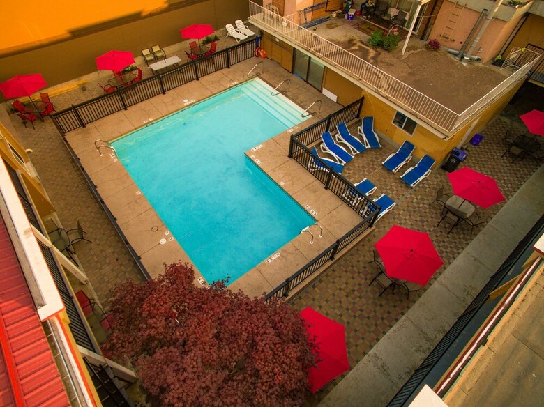 Motel Sahara Courtyard Inn Penticton