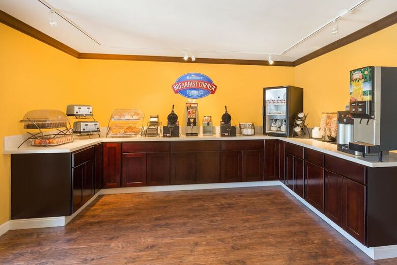 Hotel Baymont By Wyndham Modesto Salida