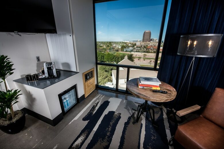 Hotel Foundre Phoenix