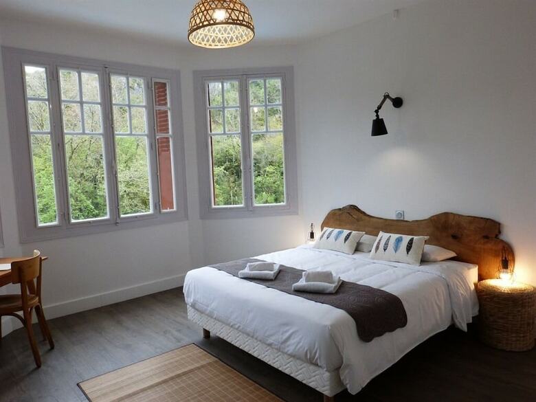 Hotel H�tel Des Grottes