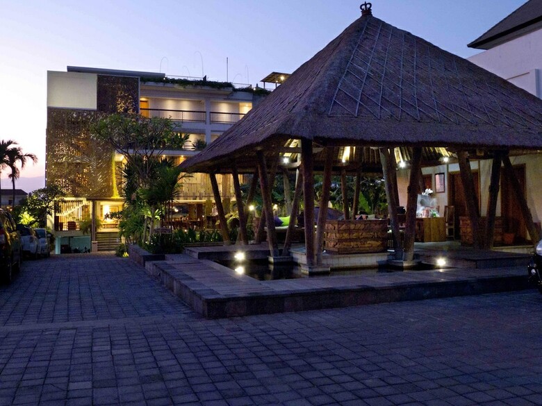 Apartamento The Kirana Canggu Hotel