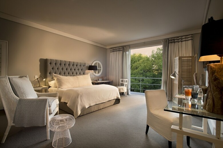 Atholplace Hotel & Villa