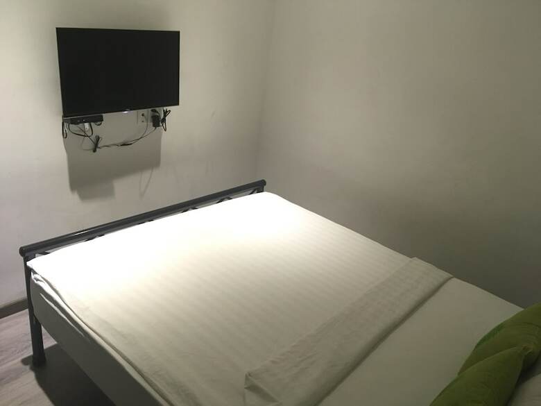 Hostal Suite Travelers Inn