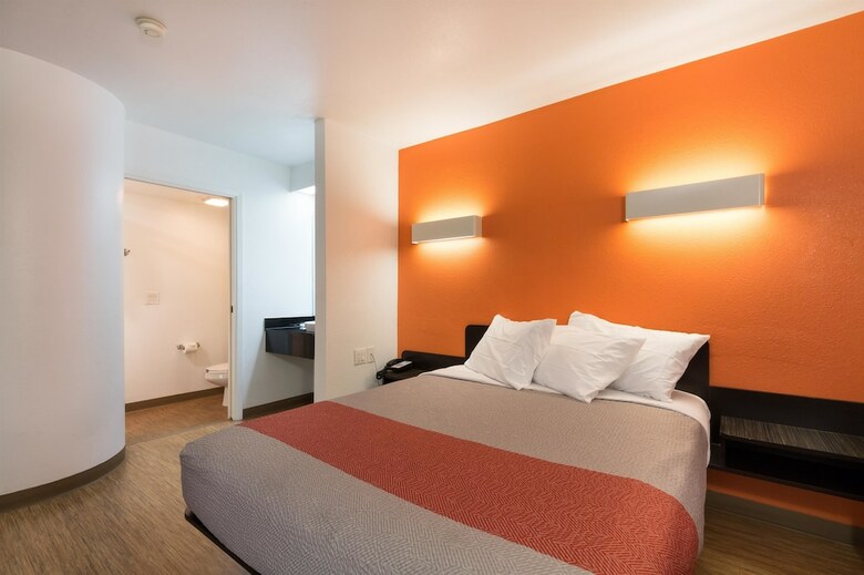 Motel 6 Dallas, Tx - Northeast