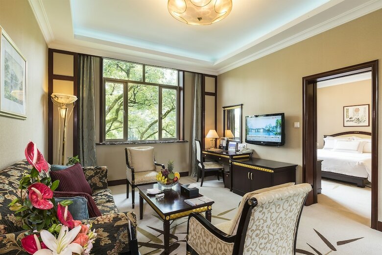 Hotel West Lake State Guest House