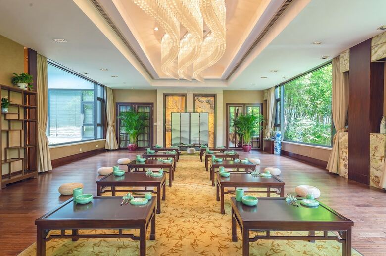 Hotel West Lake State Guest House