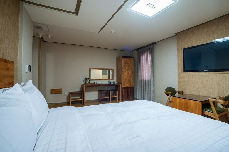Hotel Maple