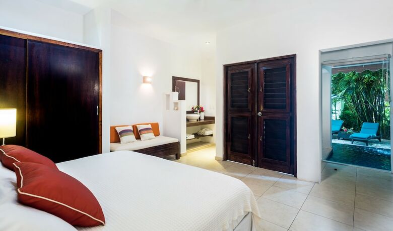 Hotel Villas El Encanto