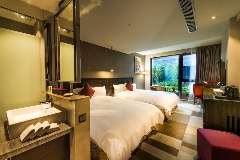 In Sky Hotel