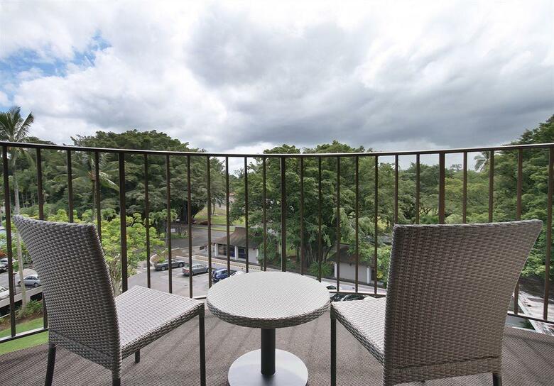 Castle Hilo Hawaiian Hotel